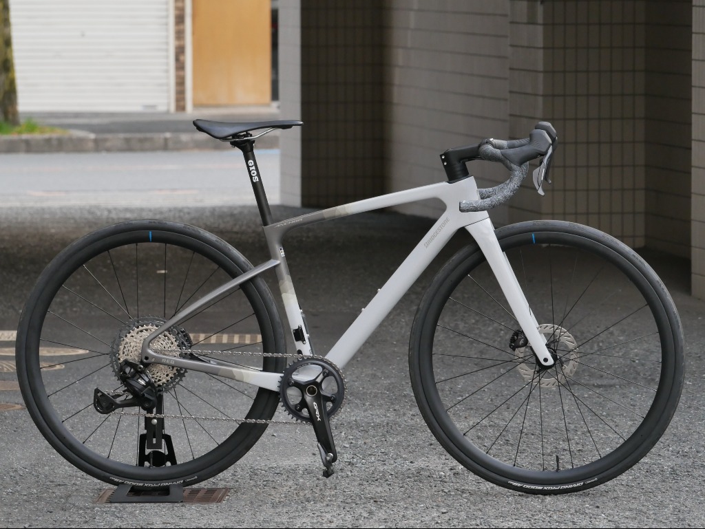 【試乗車】RE8 GRX 827 Di2完成車<420サイズ>