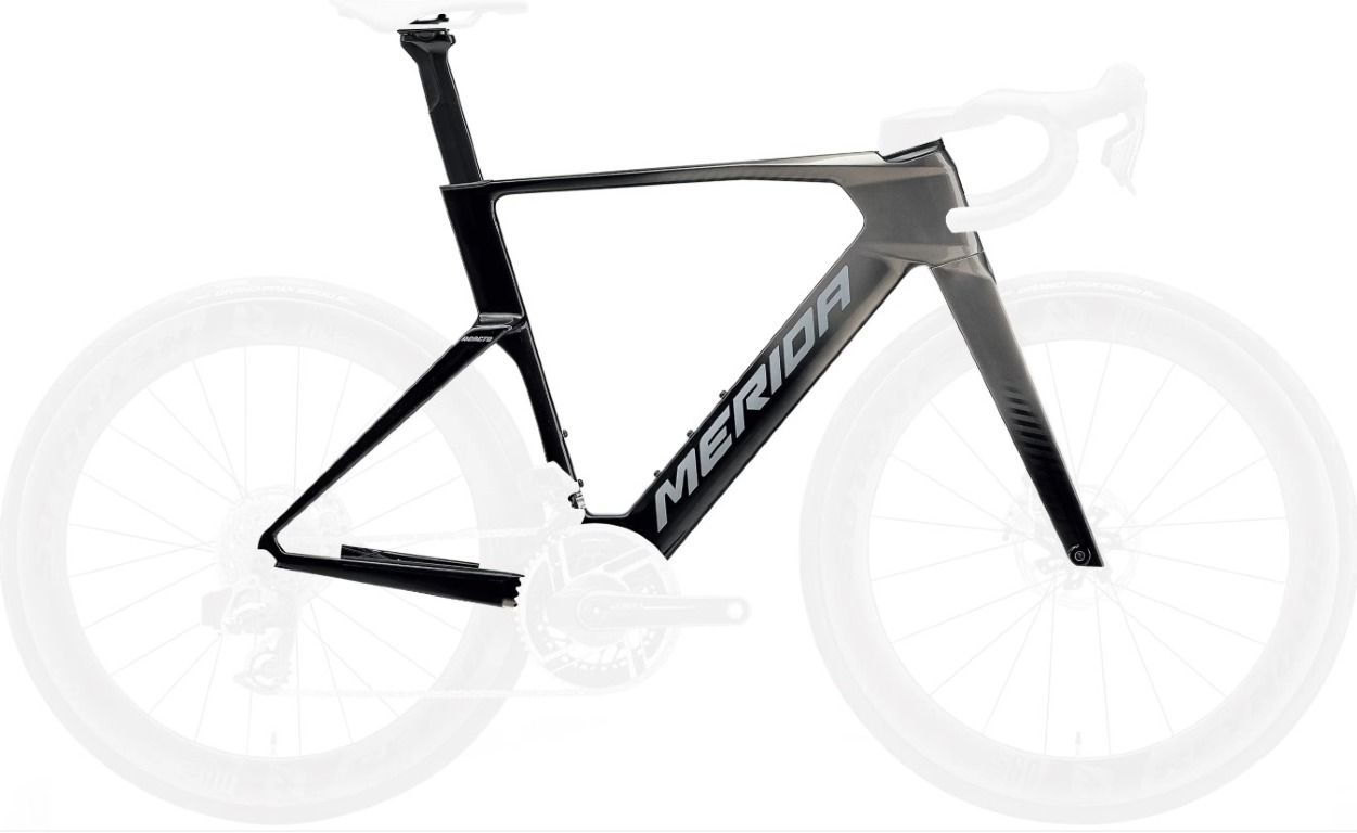 【予約受付中】REACTO 10K（リアクト 10K） フレームセット