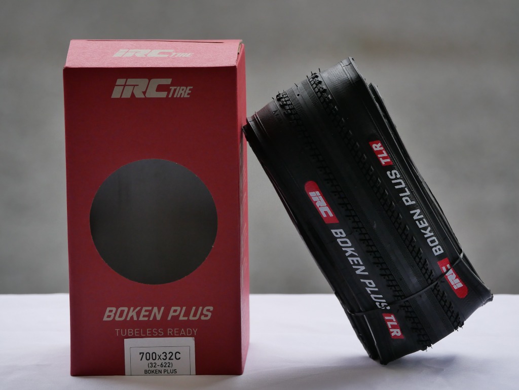 【店頭在庫】BOKEN PLUS TLR (ボウケン プラス チューブレスレディ) 700×32c