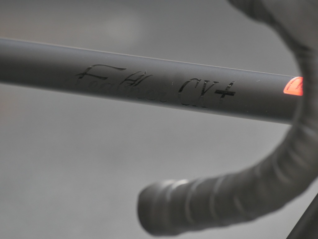 サイクルショップカンザキ千里店 / 【取寄せ限定特価】FEATHER CX+