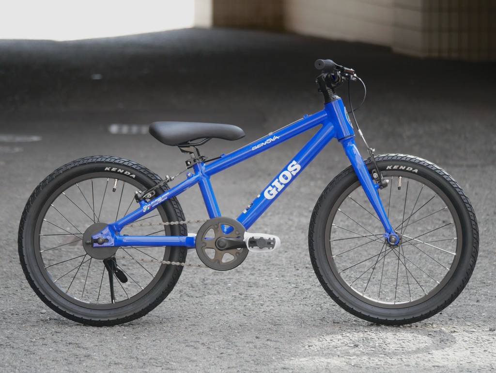 GENOVA 18（ジェノア 18）