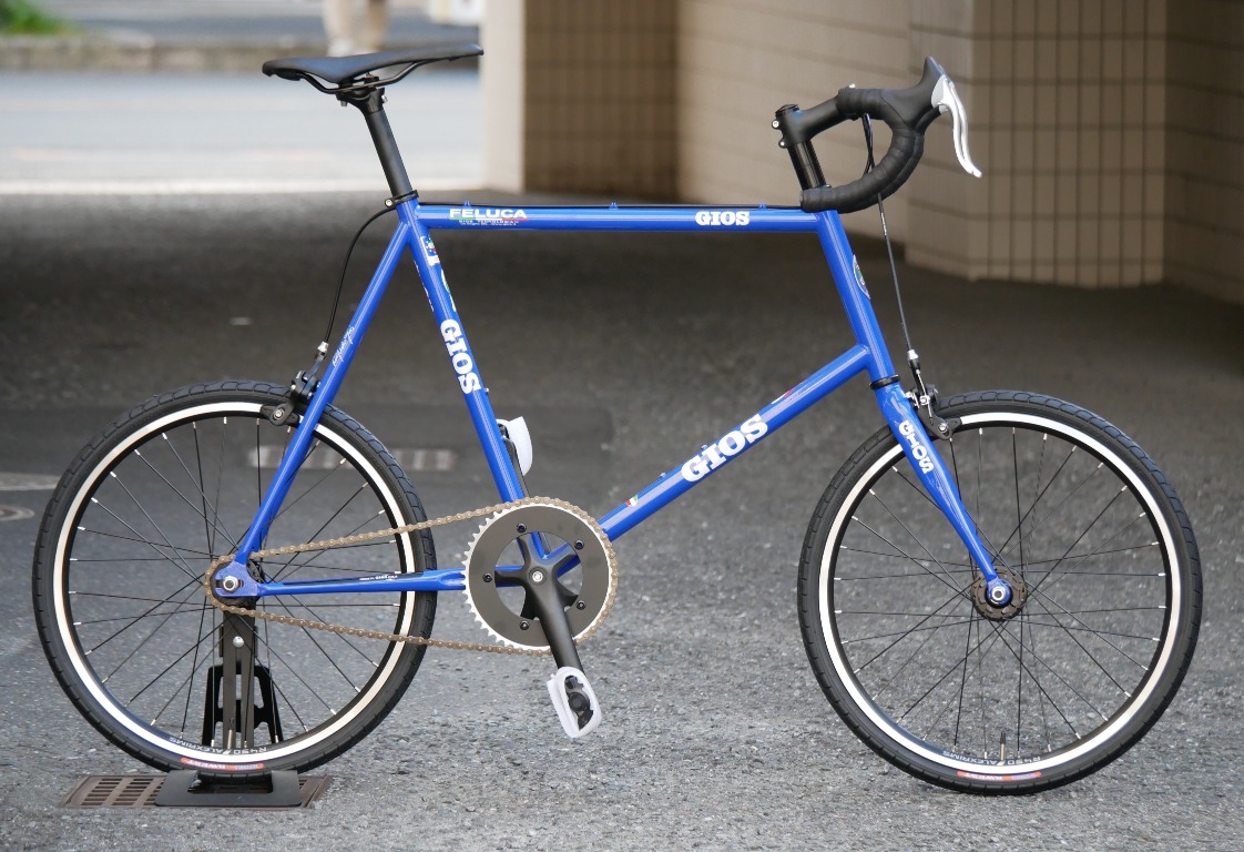 FELUCA PISTA（フェルーカ ピスタ）