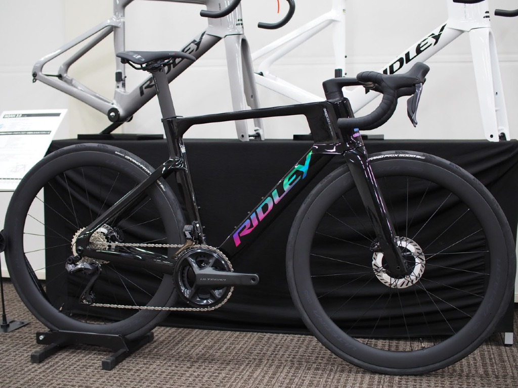 【予約受付中】NOAH 3.0  (ノア 3.0 ) +105 Di2