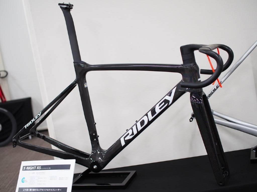 【予約受付中】X-Night RS (エックスナイト アールエス) フレームセット