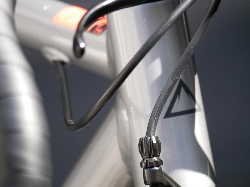 【在庫限り特価】TRACK ARCV 完成車