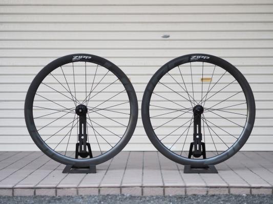 ZIPP 303 S Tubeless Disc ホイールセット【現品限り】